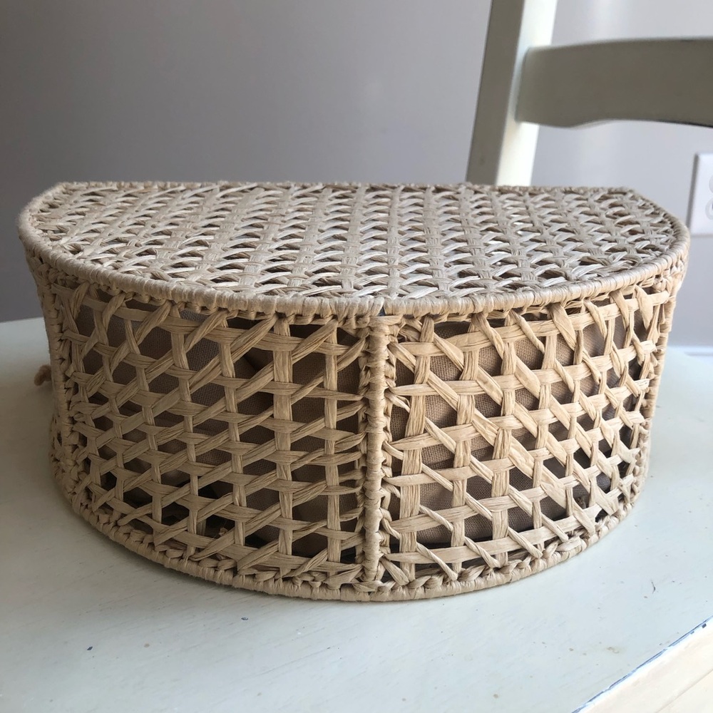 New: House of Harlow 1960 Rattan or Wicker Structured Bag - Picture 4 of 8